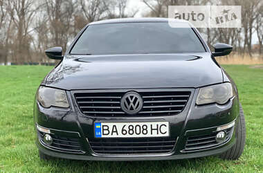 Седан Volkswagen Passat 2006 в Олександрії