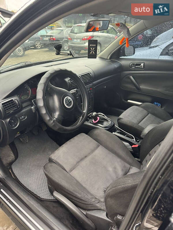 Универсал Volkswagen Passat 2001 в Костополе