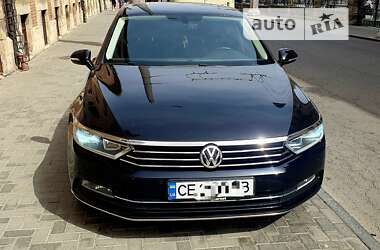 Седан Volkswagen Passat 2016 в Черновцах