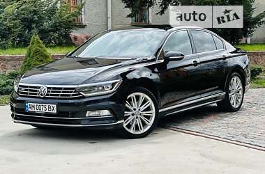 Седан Volkswagen Passat 2017 в Коростене