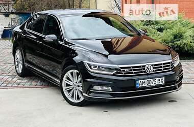 Седан Volkswagen Passat 2017 в Коростене