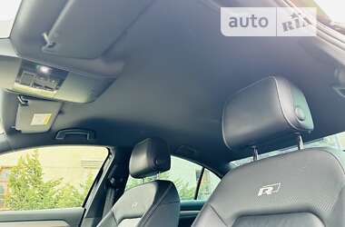 Седан Volkswagen Passat 2017 в Коростене