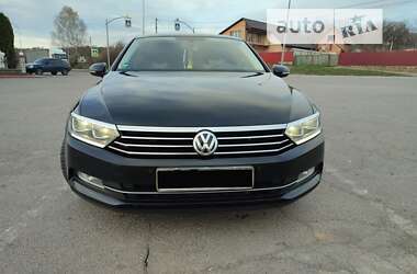 Седан Volkswagen Passat 2015 в Вінниці