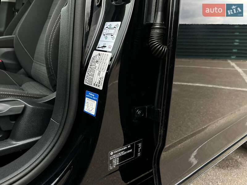 Універсал Volkswagen Passat 2019 в Києві