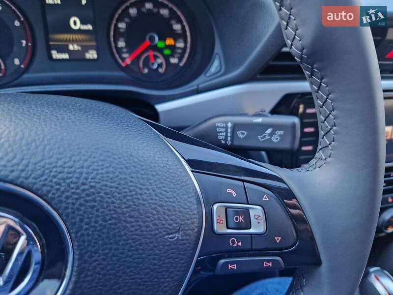 Седан Volkswagen Passat 2020 в Киеве