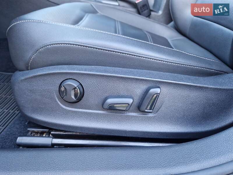 Седан Volkswagen Passat 2020 в Киеве