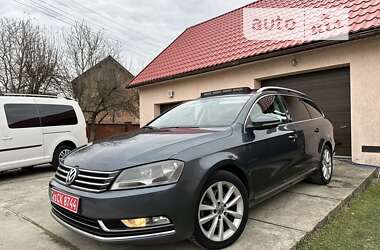 Універсал Volkswagen Passat 2012 в Івано-Франківську