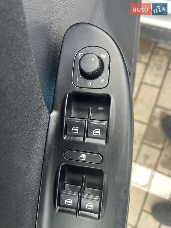 Универсал Volkswagen Passat 2009 в Луцке