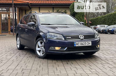 Універсал Volkswagen Passat 2013 в Луцьку