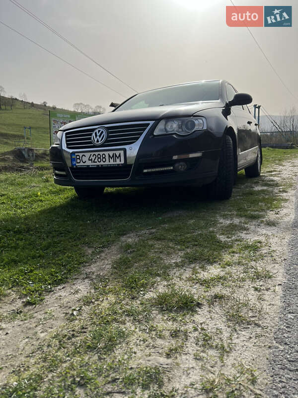 Седан Volkswagen Passat 2008 в Старом Самборе