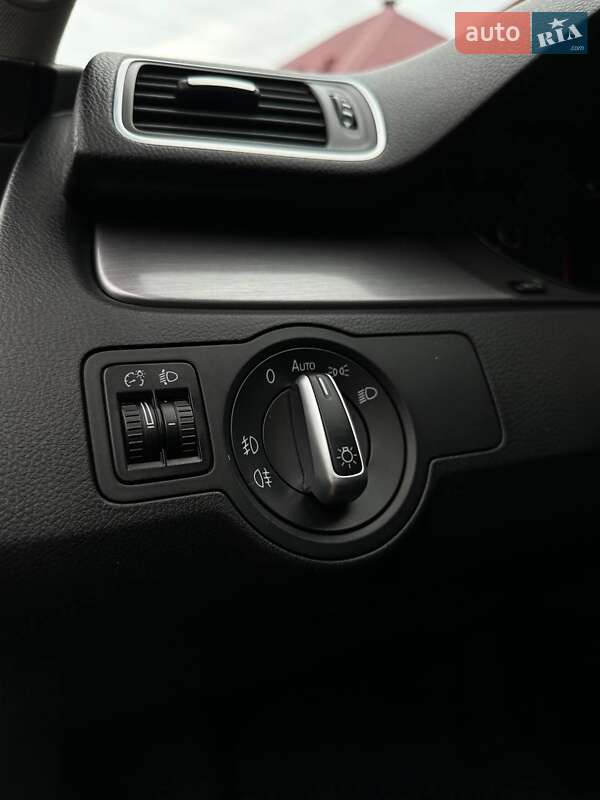 Универсал Volkswagen Passat 2012 в Долине