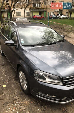 Универсал Volkswagen Passat 2013 в Киеве