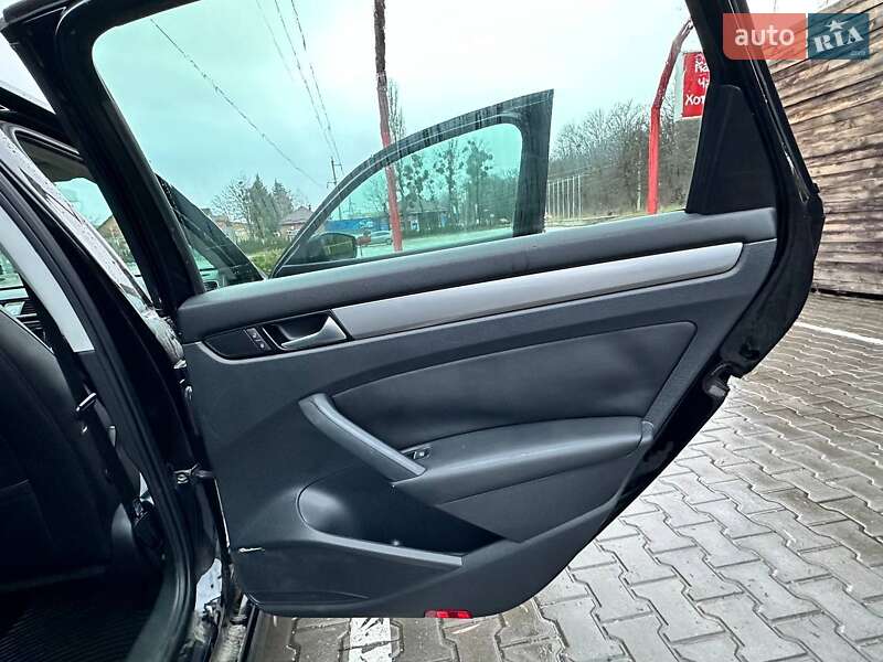 Седан Volkswagen Passat 2014 в Вінниці