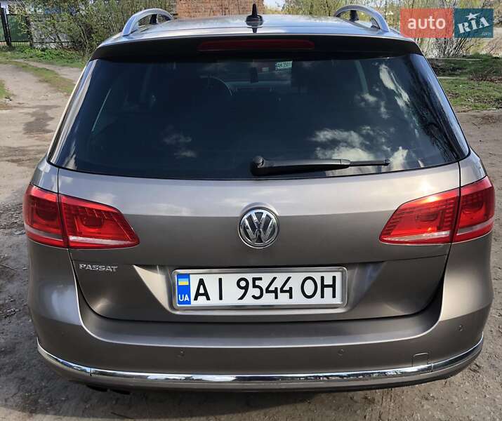 Универсал Volkswagen Passat 2011 в Ружине