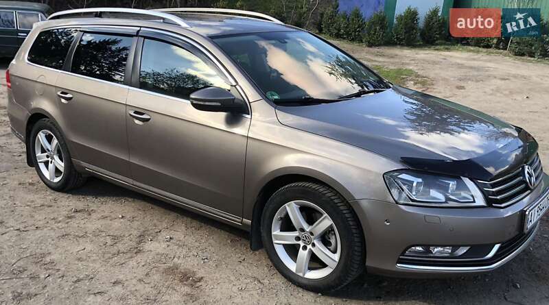 Универсал Volkswagen Passat 2011 в Ружине