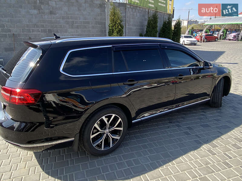 Універсал Volkswagen Passat 2017 в Кропивницькому