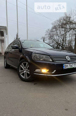 Универсал Volkswagen Passat 2012 в Одессе