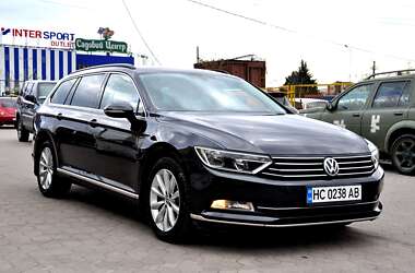 Універсал Volkswagen Passat 2018 в Львові