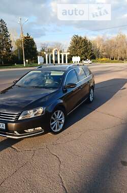 Универсал Volkswagen Passat 2011 в Кривом Роге