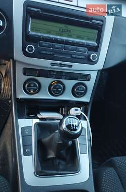 Универсал Volkswagen Passat 2008 в 