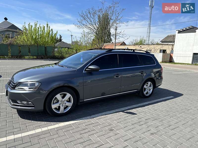 Универсал Volkswagen Passat 2011 в Ужгороде