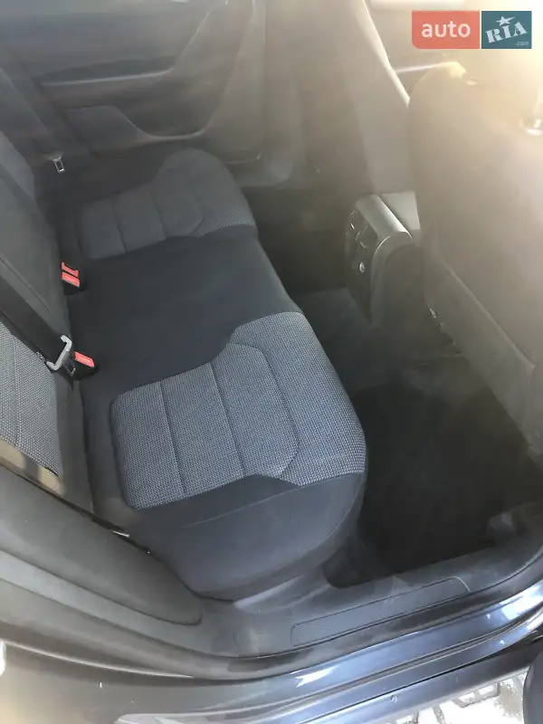 Volkswagen Passat 2012 VIN WVWZZZ3CZDE005035 фото оголошення 8 з 49