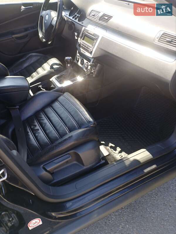 Универсал Volkswagen Passat 2005 в Черновцах