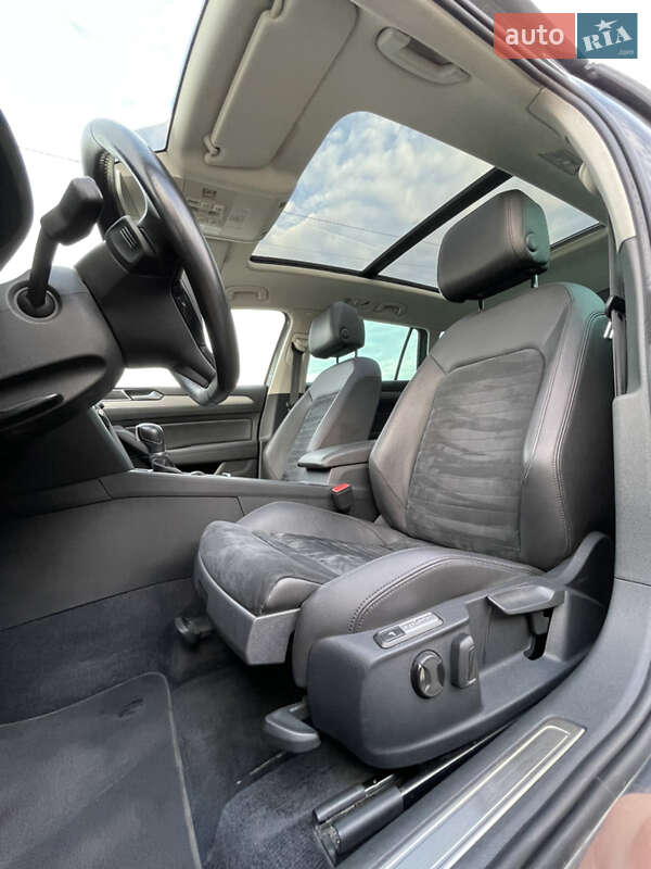 Универсал Volkswagen Passat 2015 в Киеве фото 11 Универсал Volkswagen Passat 2015 в Киеве