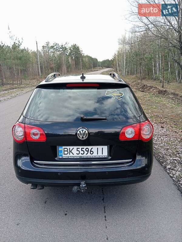 Універсал Volkswagen Passat 2006 в Зарічному