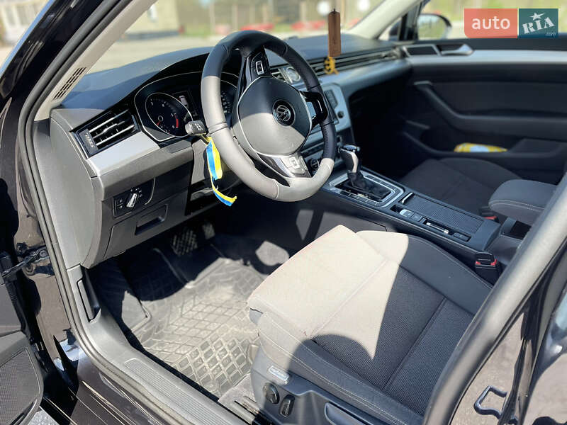 Универсал Volkswagen Passat 2015 в Лубнах