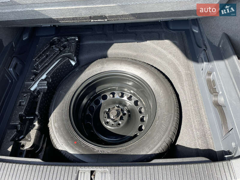 Универсал Volkswagen Passat 2015 в Лубнах