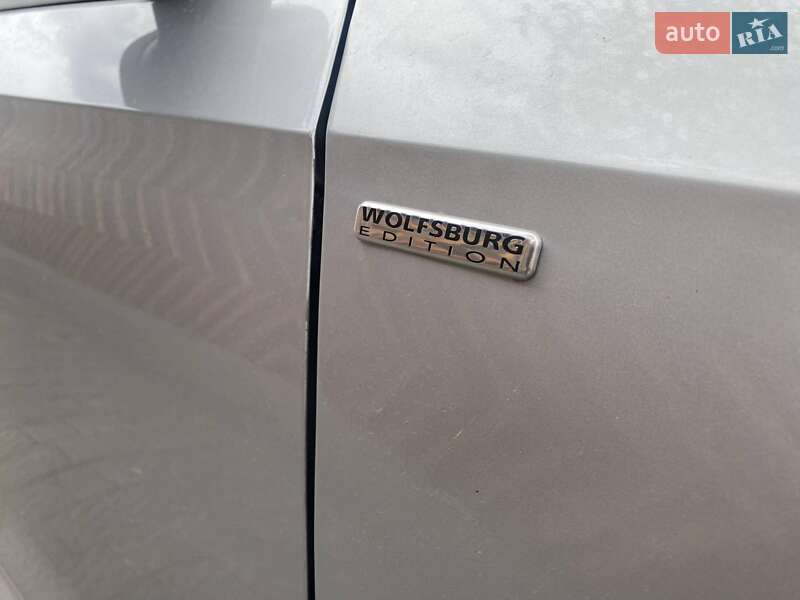 Седан Volkswagen Passat 2015 в Болехове