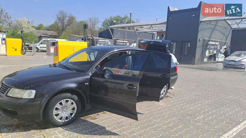 Седан Volkswagen Passat 1998 в Черновцах фото 2 Седан Volkswagen Passat 1998 в Черновцах