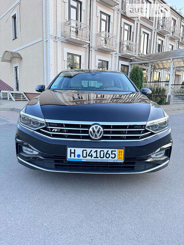 Универсал Volkswagen Passat 2020 в Виннице
