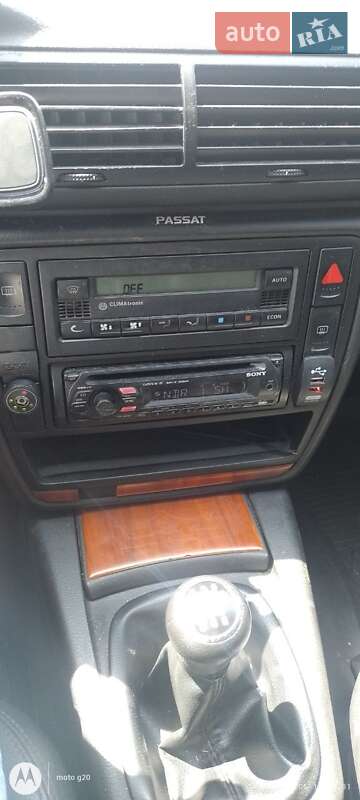 Седан Volkswagen Passat 1999 в Фастові