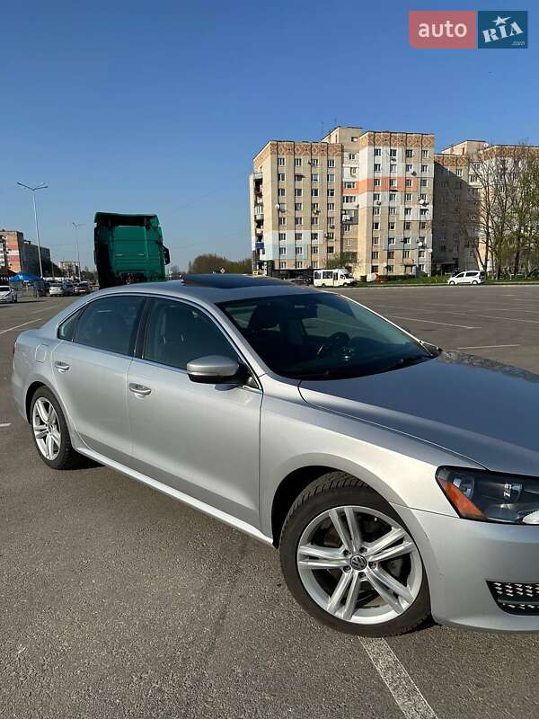 Седан Volkswagen Passat 2014 в Кропивницькому