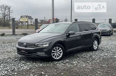 Универсал Volkswagen Passat 2021 в Бродах