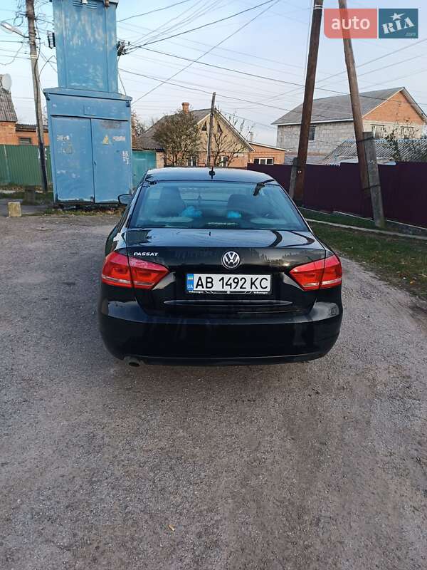 Седан Volkswagen Passat 2013 в Виннице