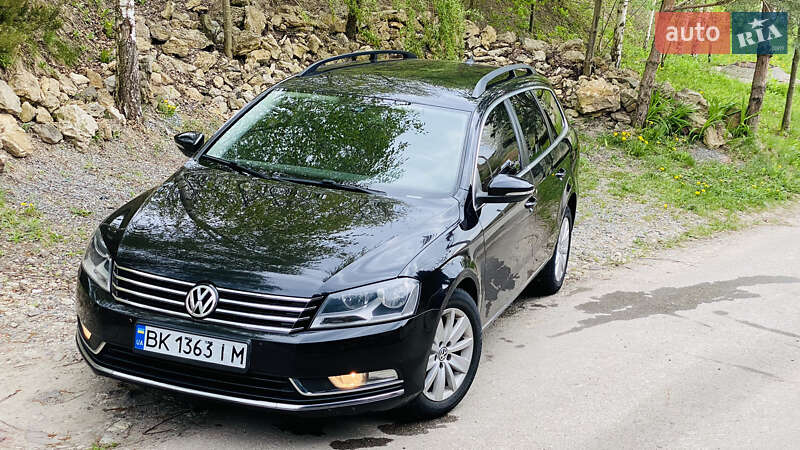 Универсал Volkswagen Passat 2013 в Ровно