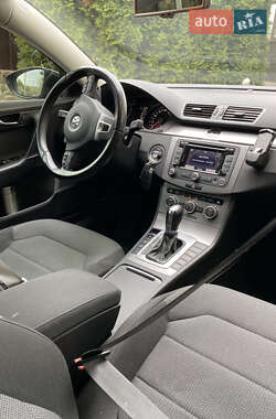 Универсал Volkswagen Passat 2013 в 