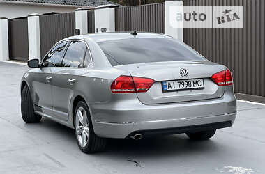 Седан Volkswagen Passat 2013 в Киеве