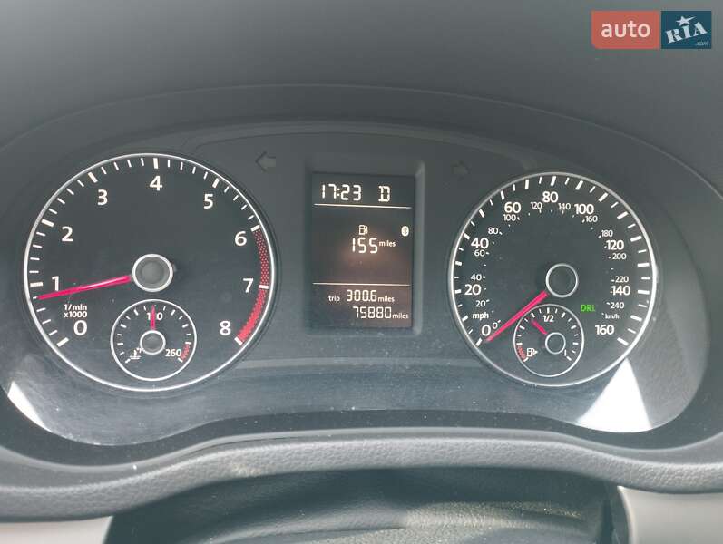 Седан Volkswagen Passat 2015 в Киеве фото 5 Седан Volkswagen Passat 2015 в Киеве