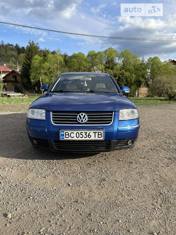 Седан Volkswagen Passat 2001 в Стрые