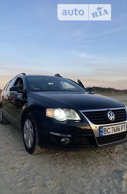 Універсал Volkswagen Passat 2006 в Львові