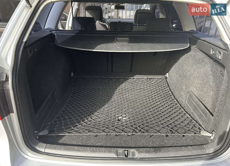 Универсал Volkswagen Passat 2013 в Ужгороде
