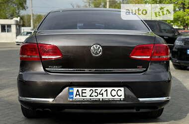 Седан Volkswagen Passat 2011 в Днепре