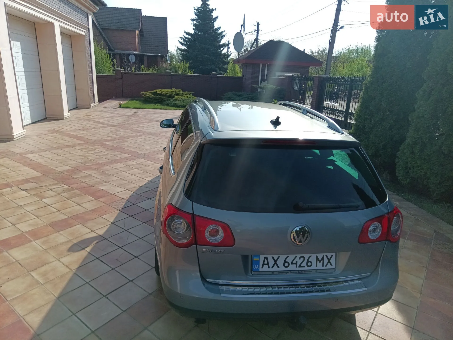 2010 Volkswagen Passat - мініатюра 7