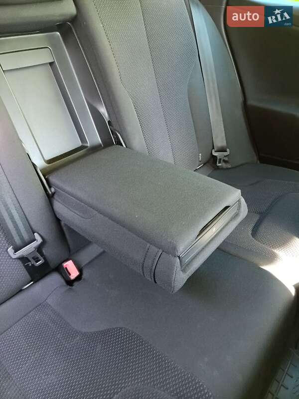 Универсал Volkswagen Passat 2010 в Краматорске