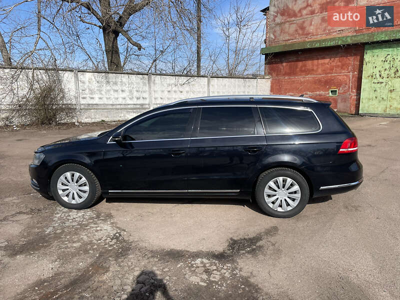 Универсал Volkswagen Passat 2012 в Чернигове