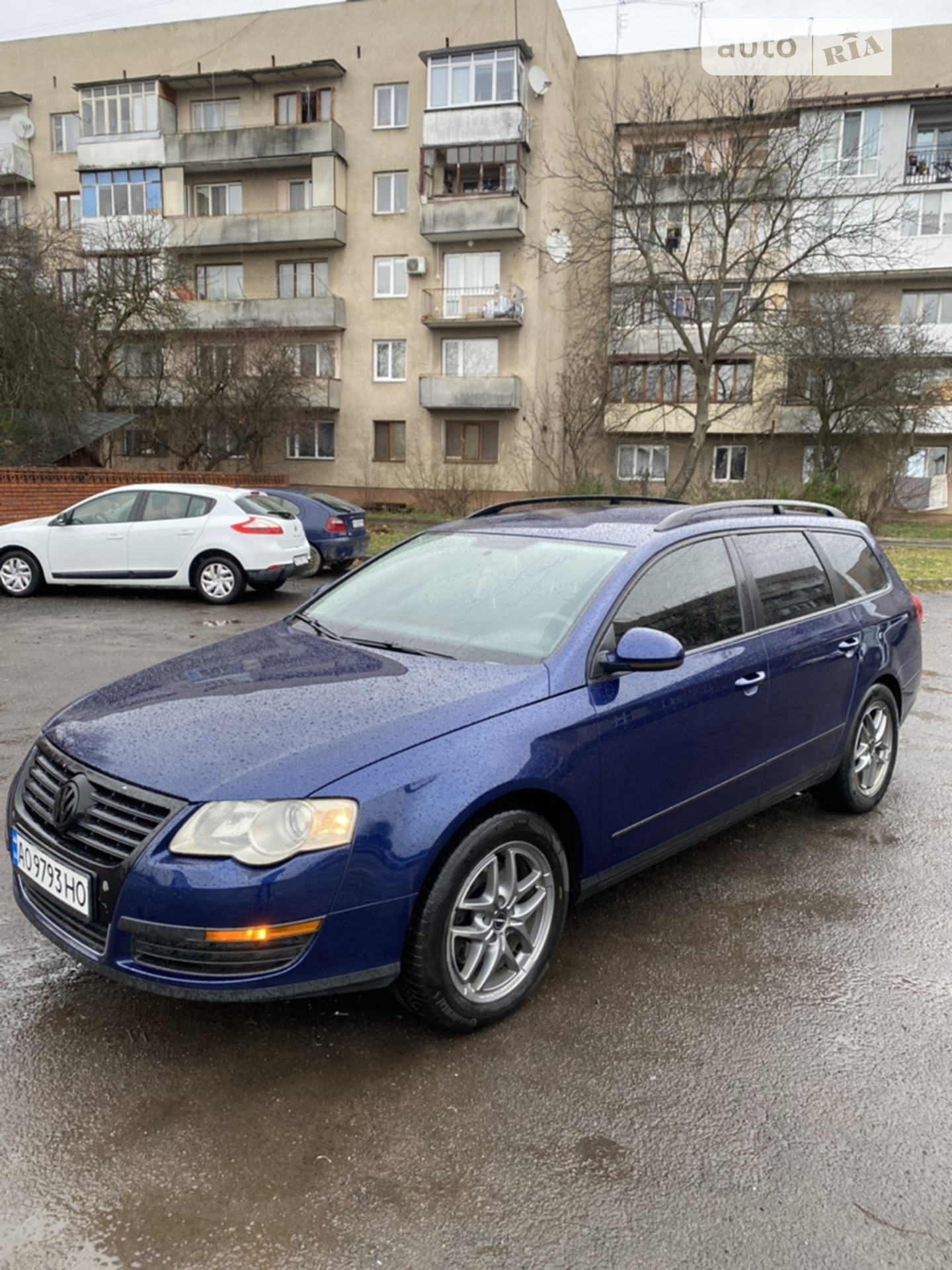 2010 Volkswagen Passat - мініатюра 2